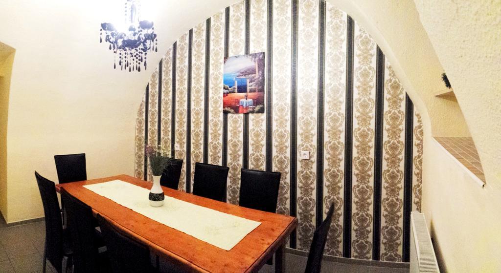 Garden House Hotell Budapest Eksteriør bilde