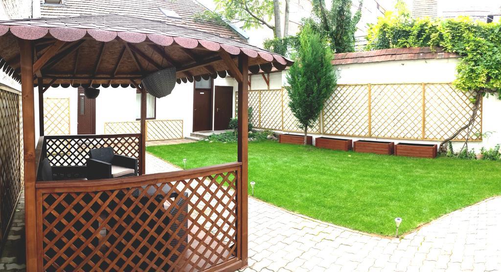 Garden House Hotell Budapest Eksteriør bilde