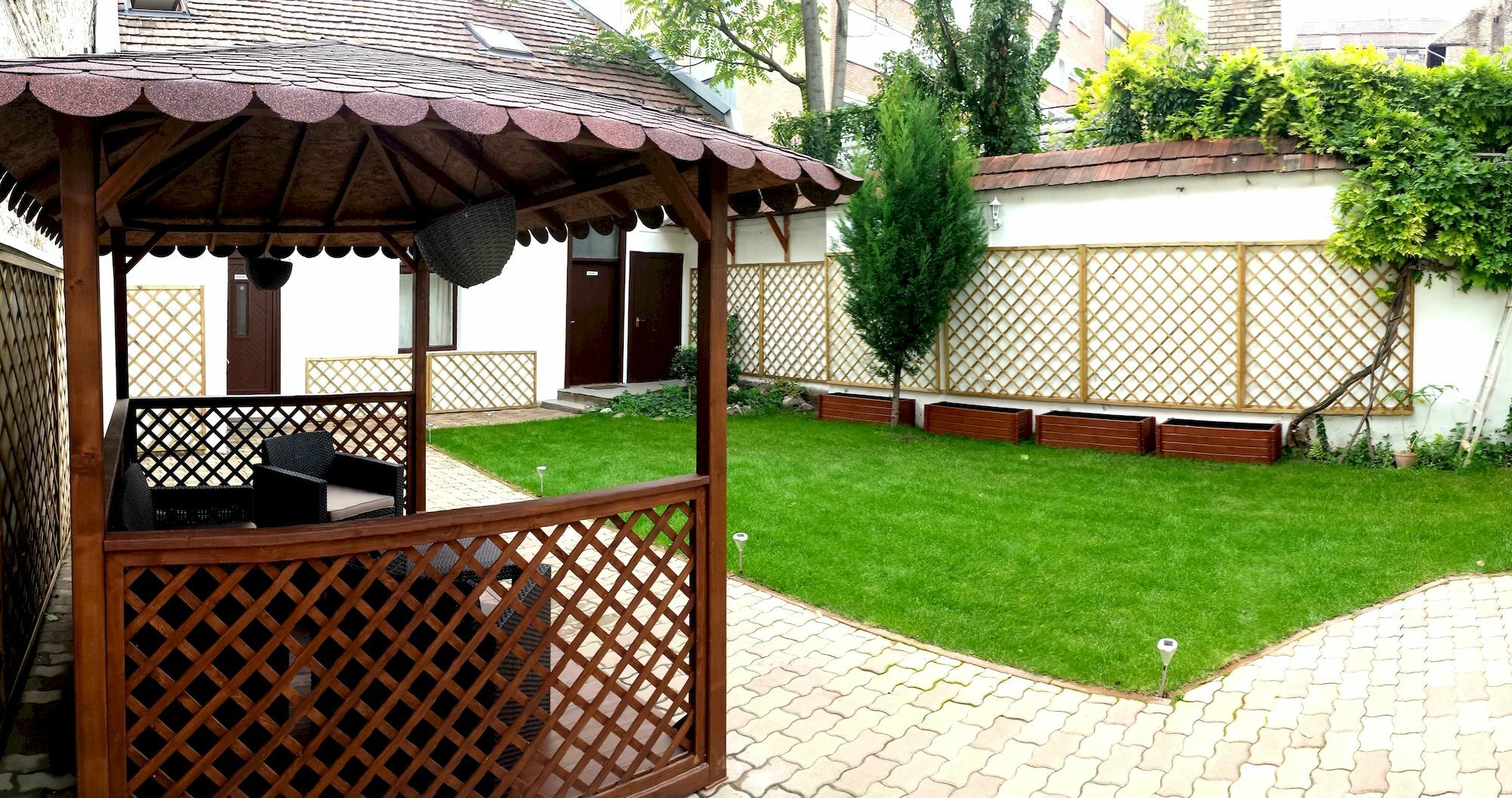 Garden House Hotell Budapest Eksteriør bilde