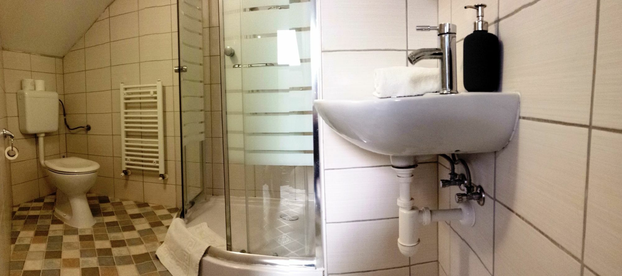 Garden House Hotell Budapest Eksteriør bilde